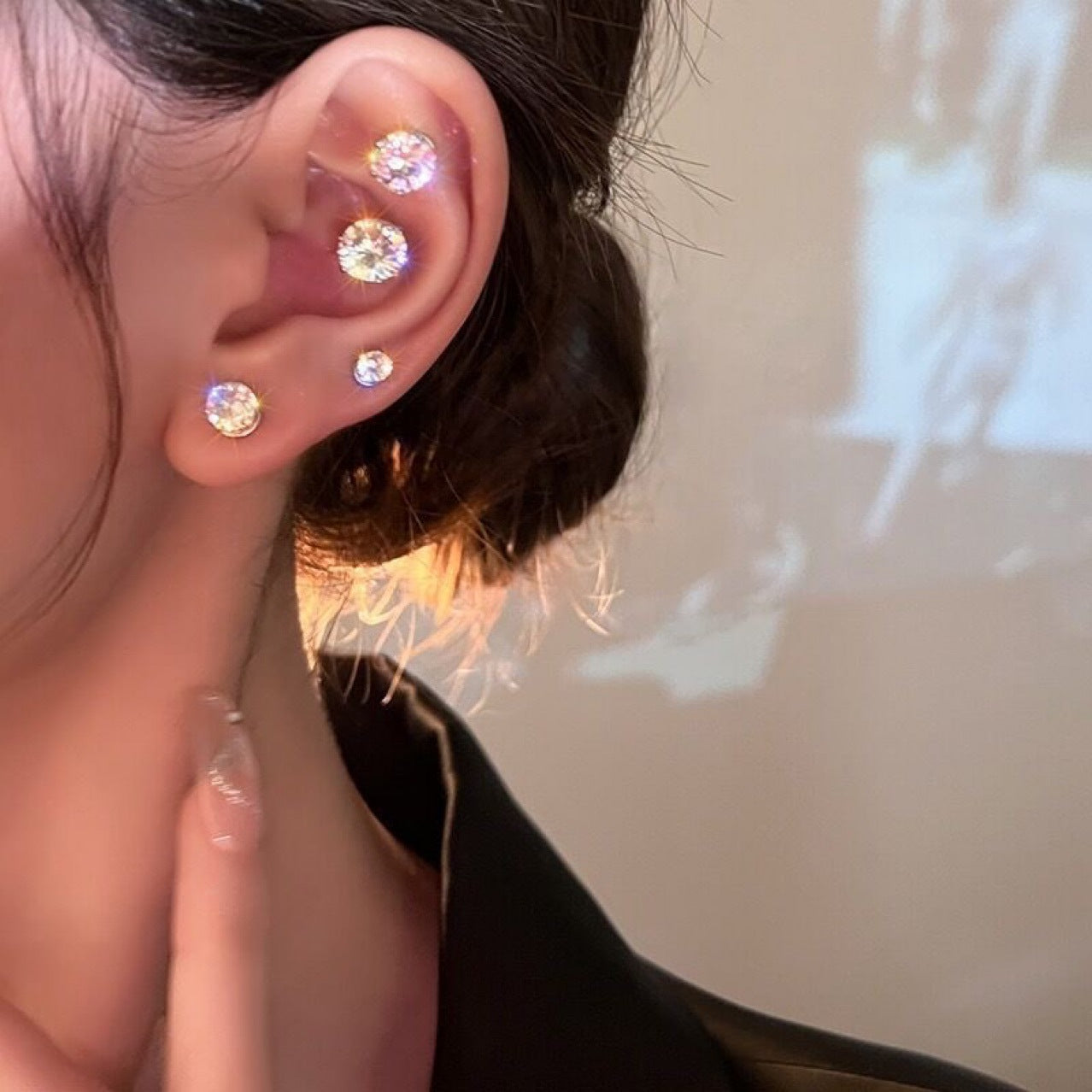 Innovative Zircon Bone Magnetic Female Magnet Ear Clip