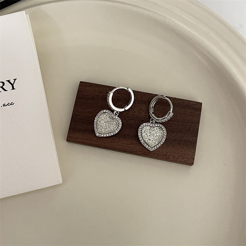 Women's Love Ear Clip Light Luxury High-grade Earrings