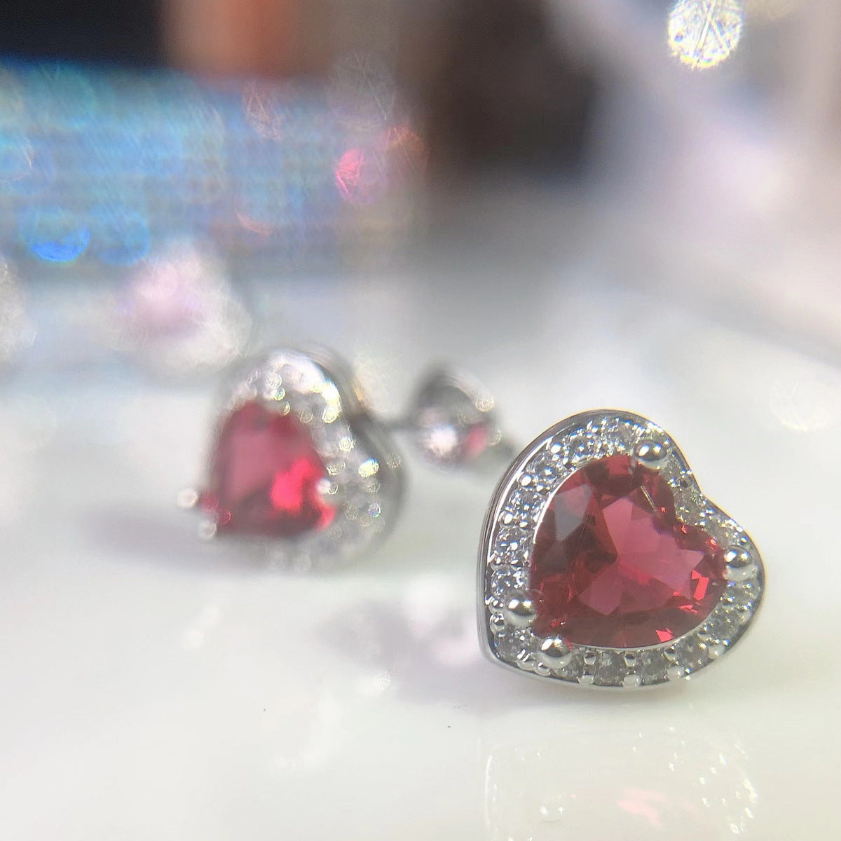 Temperament Rose Heart Tourmaline Ear Thick Platinum Plated Rings