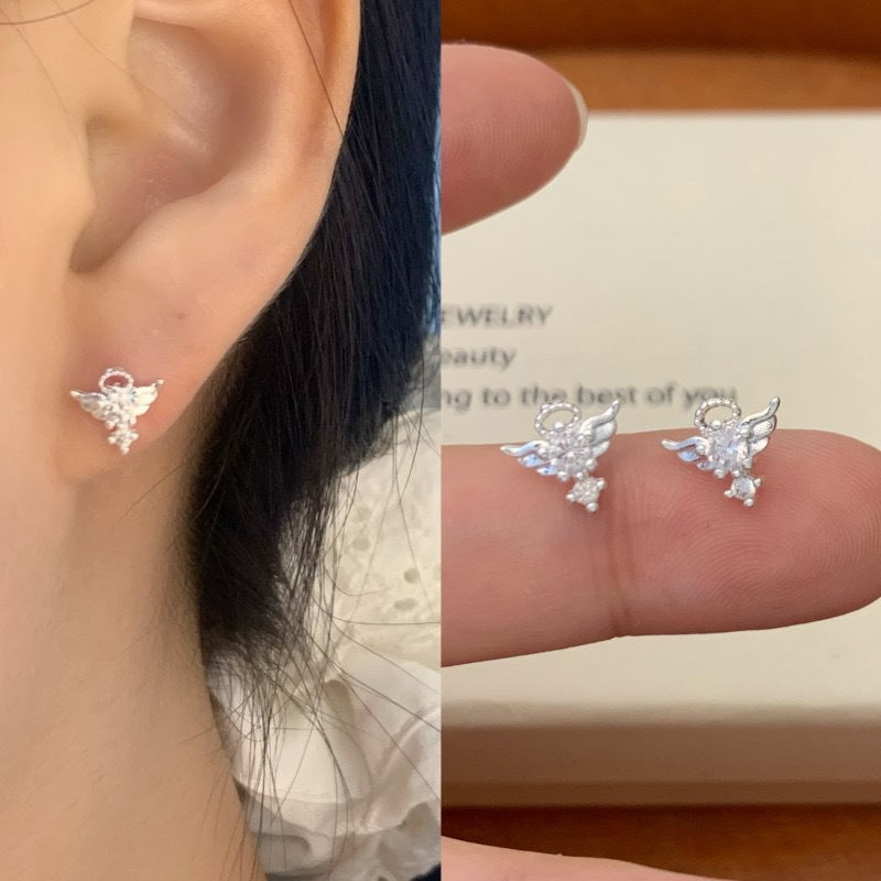Wings Zircon Super Flash Niche Planet Small Ear Exquisite Light Rings