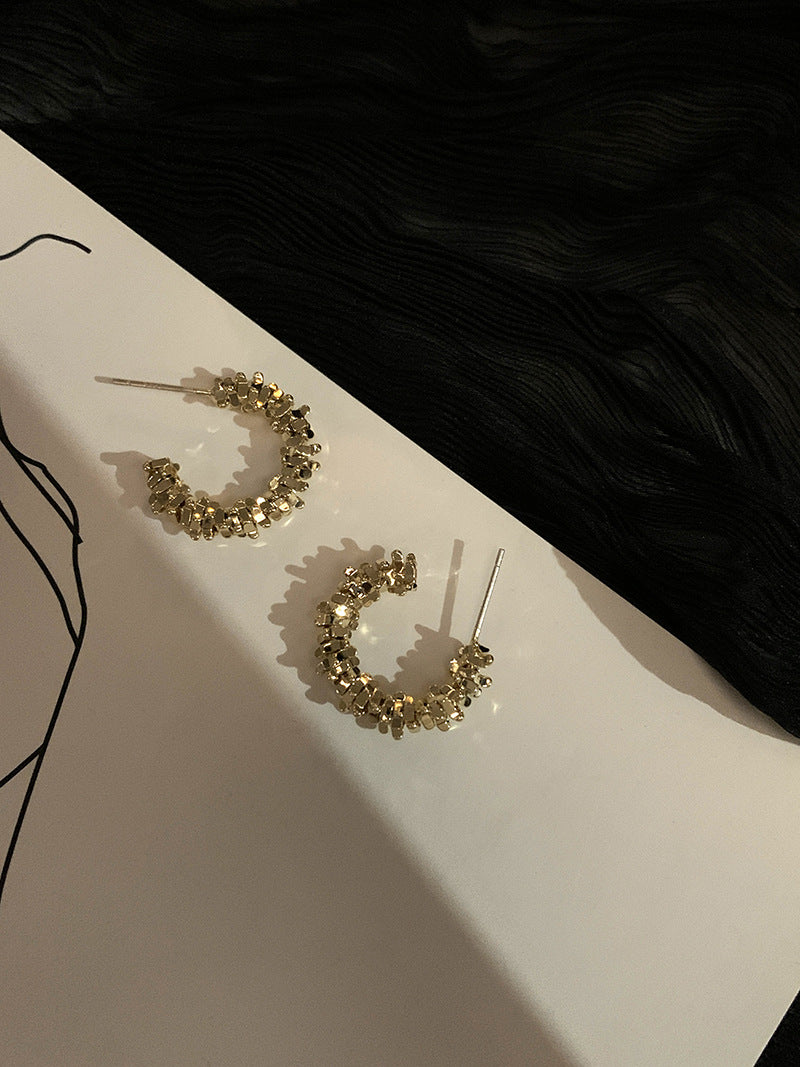 Petites boucles d'oreilles super clignotantes de haute qualité