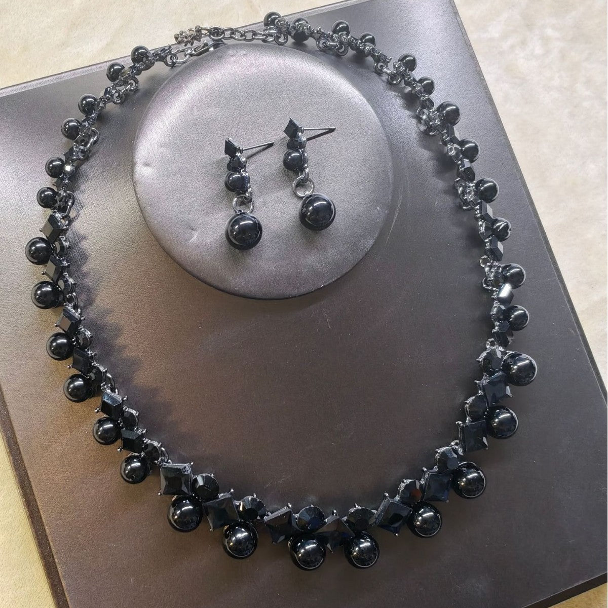 Pearl Gem Female Light Luxury Minority Sweater Jewelry Set
