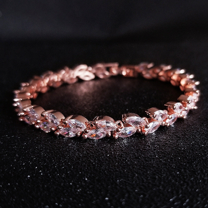 Women's Single Zircon Rice Grain Fashion Crystal Wicker Bracelets