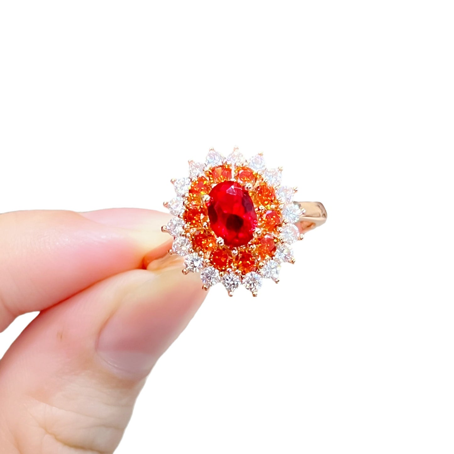 Anneaux de zircon incrustés de tournesol de diamant rouge de bras rond