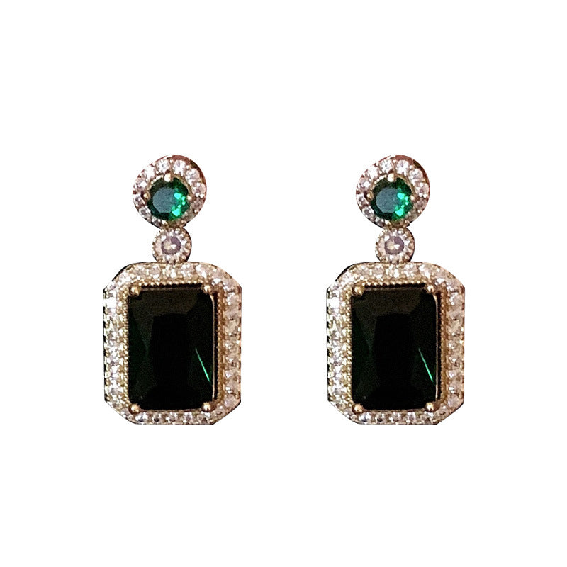 Women's Zircon Emerald Artificial Crystal Retro High-grade Light Luxury Clavicle Chain Jewelry Set