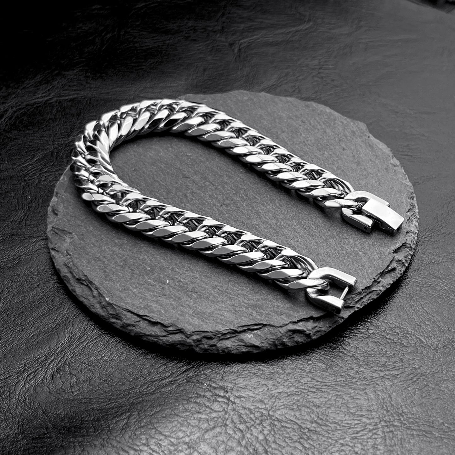 Men's Stainless Steel Widened Bold Domineering Titanium Bracelets