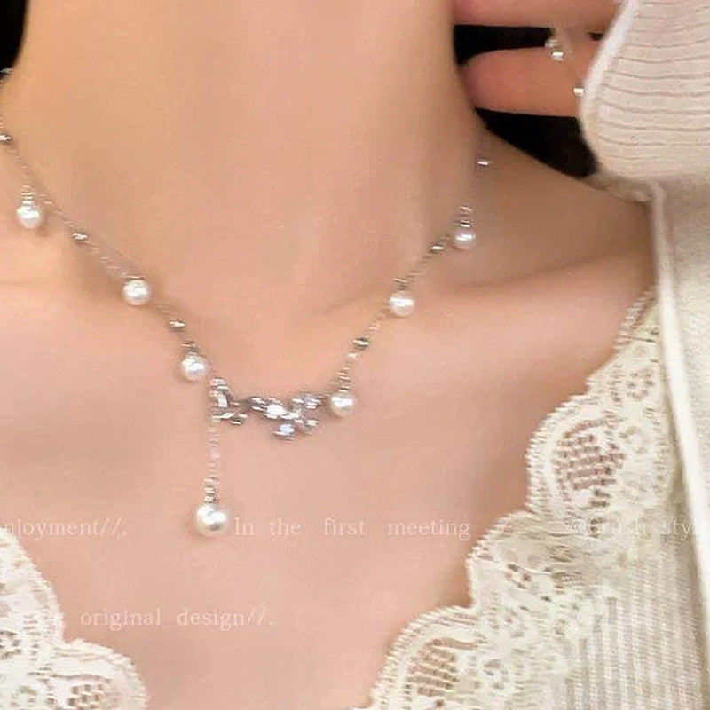 Women's Pearl Butterfly Tassel Sweater Light Luxury Clavicle Necklace