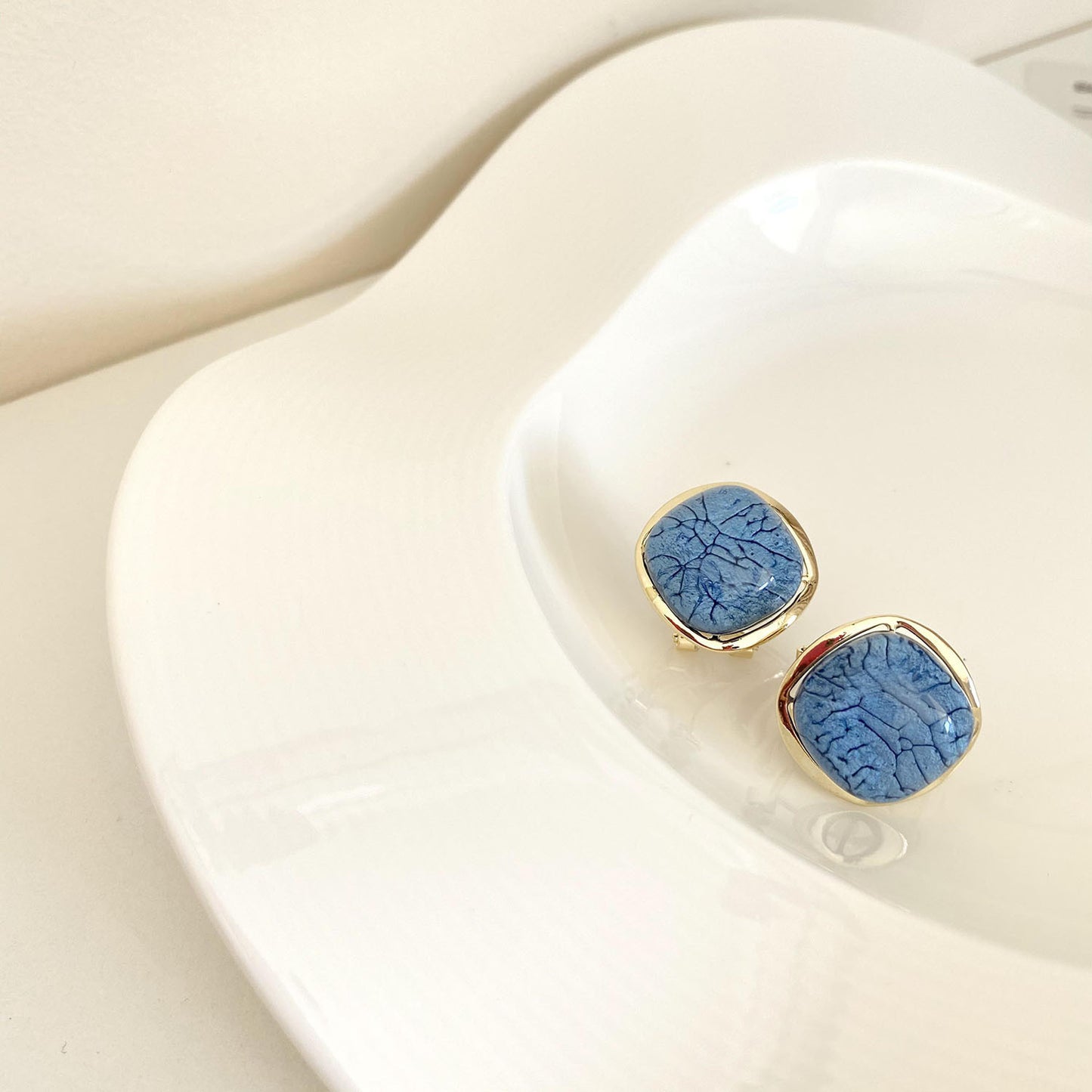 Crack Metal Compact Temperamental Simple Cold Style Ear Clip