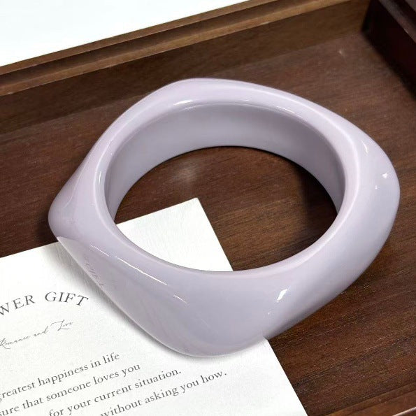 Women's Irregular Blooming Resin Curved Girlfriends Bracelet