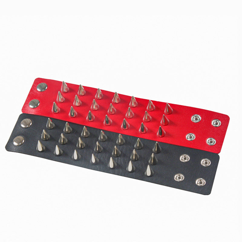 Punk Exaggerated Three Rows Tapered Pointed Rivet Bracelet