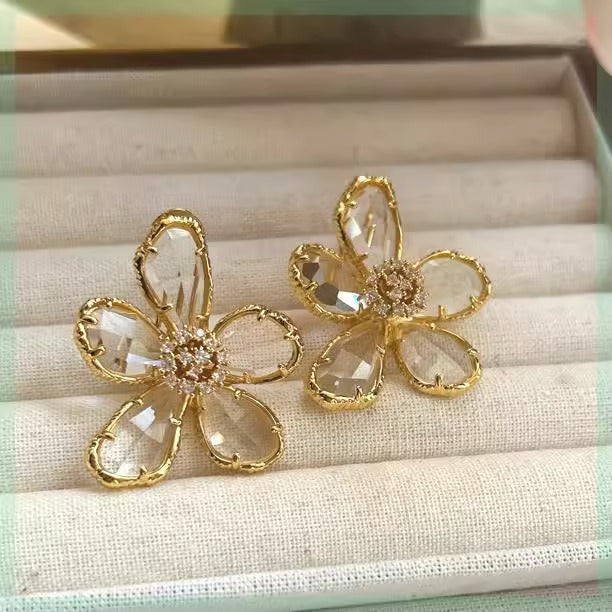 French Flower Temperament High Sense Exaggerated Bow Stud Earrings