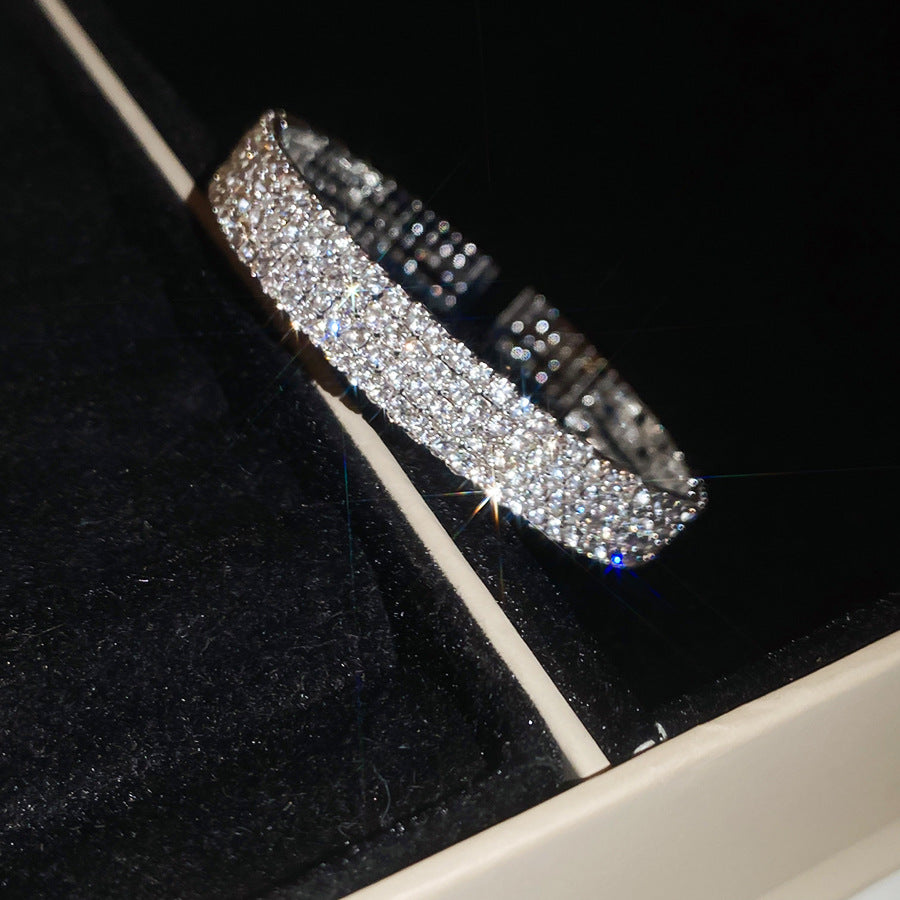 Galaxy Shining Round Open-ended Light Luxury High-grade Elegant Dinner Bracelets