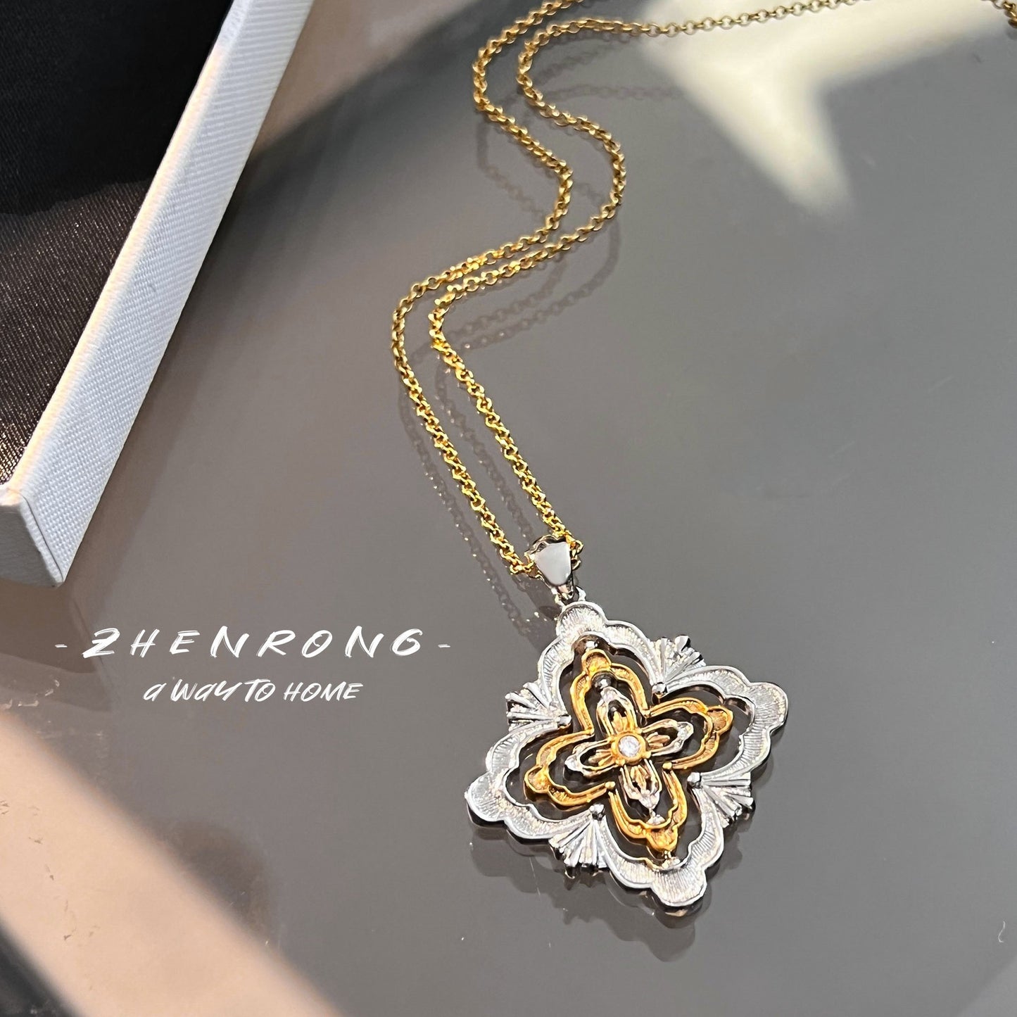 Women's Handmade Brushed Palace Style Two-color Gold Craft French Retro Jewelry Set