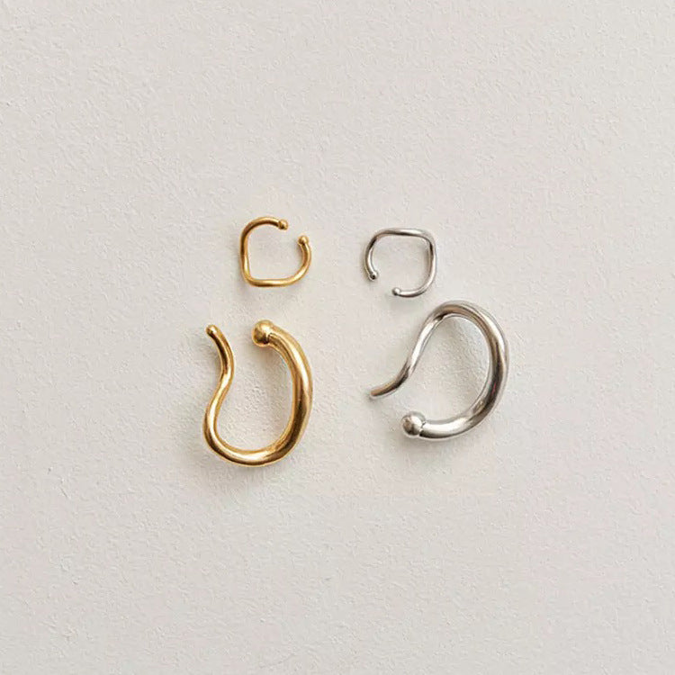 Women's French Retro Twisted Metal Niche Temperament Ear Clip