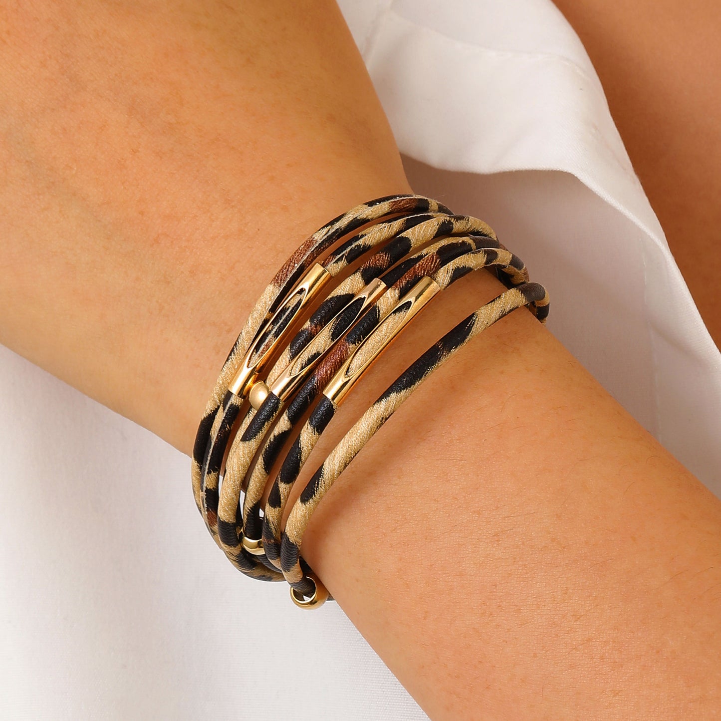 Style Alloy Vintage Wide Face Female Gold Bracelet