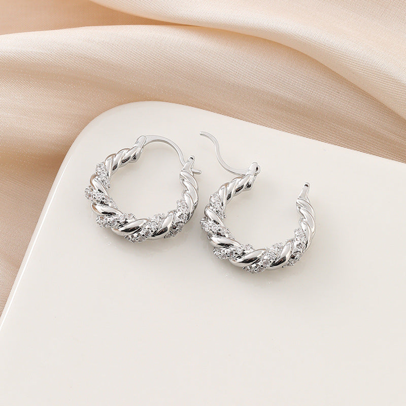 Twist One-piece Spiral Light Luxury Zircon Rings
