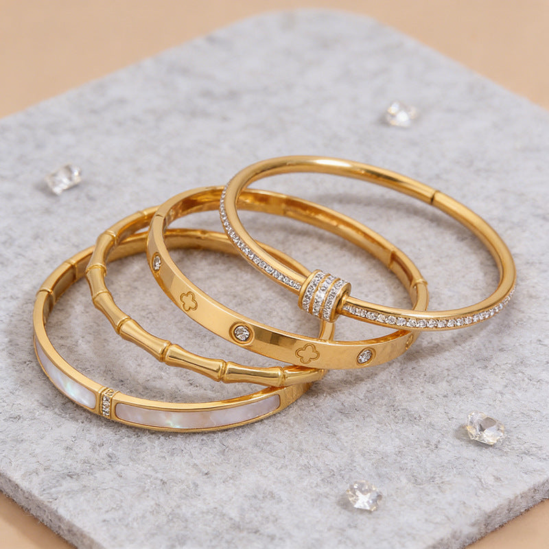 Titanium Steel Fashionable Temperamental Gold Plated Stainless Bracelet