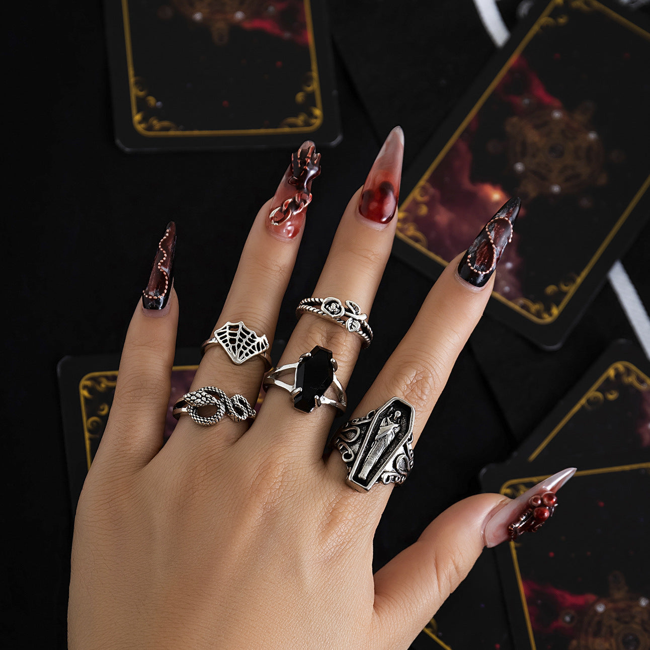 Vintage Knuckle Suit Hip Hop Carved Bat Rings