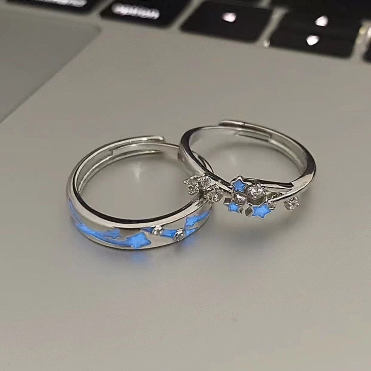 Women's & Men's Drop Night Couple Design High Sense Graceful Ring