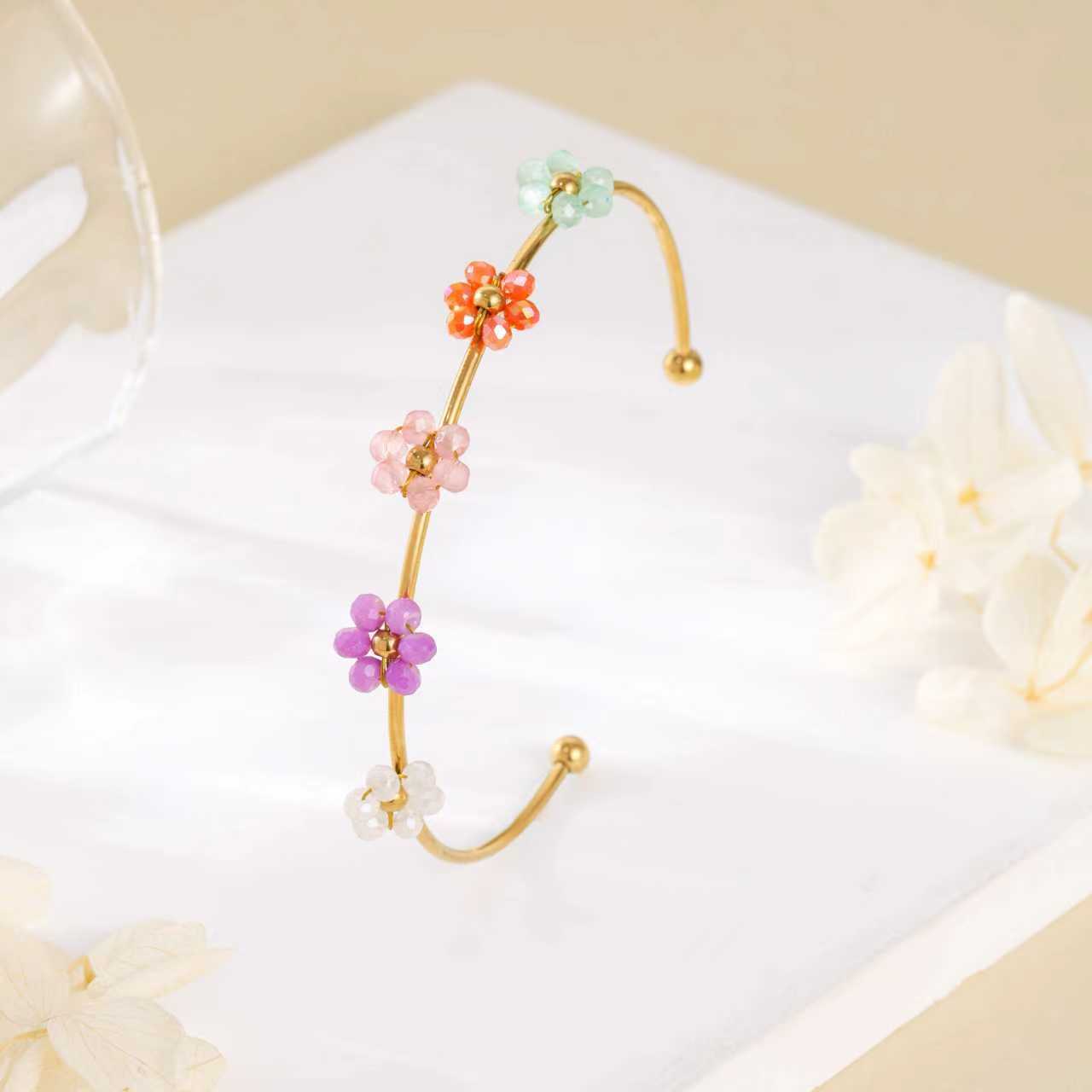 Cute Flowers Light Luxury High-grade Sense Bracelets