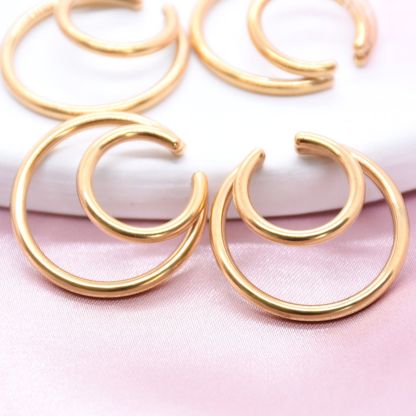 Korean Style Sense Of Design Golden Simple Circle Stainless Earrings