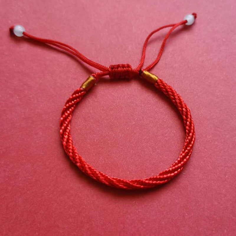 Bunte geflochtene Seilarmbänder im Kinderstil