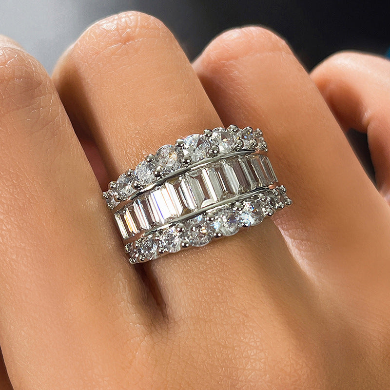 Shi Geometric Arrangement Round Zircon Light Luxury Engagement Rings
