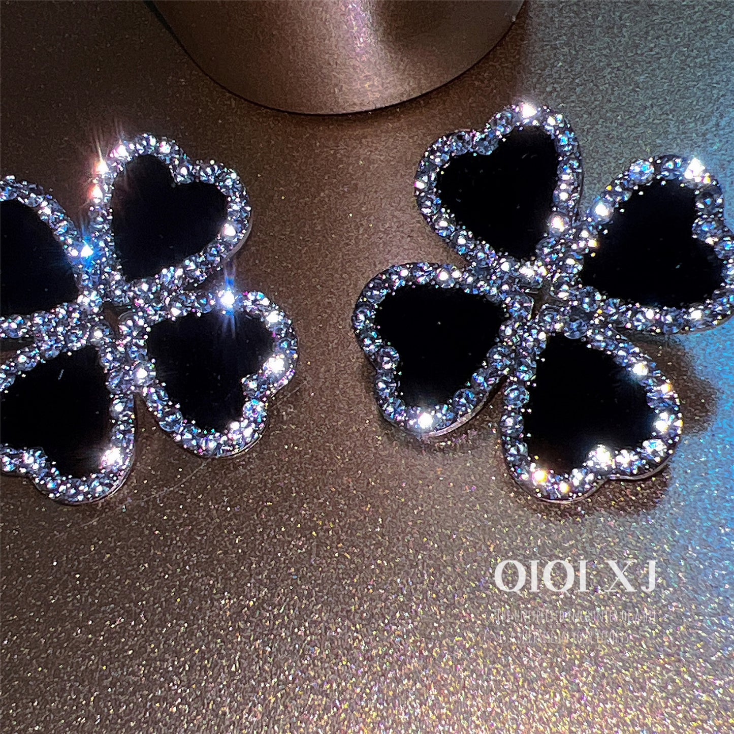 Black Drop Flower Inlaid With Rhinestone Earrings