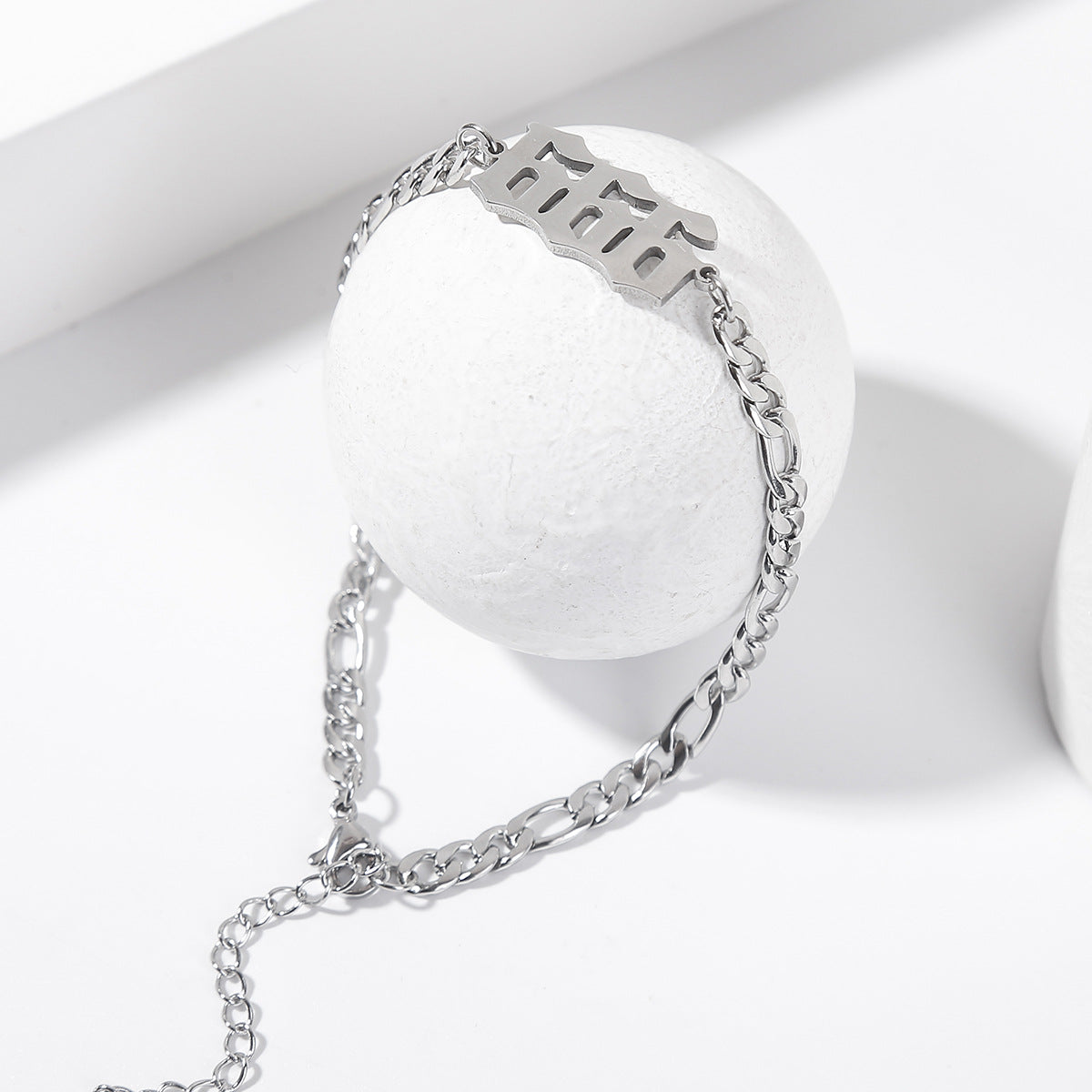 Bracelets de cheville en acier inoxydable avec pendentif numérique en titane et acier pour femmes