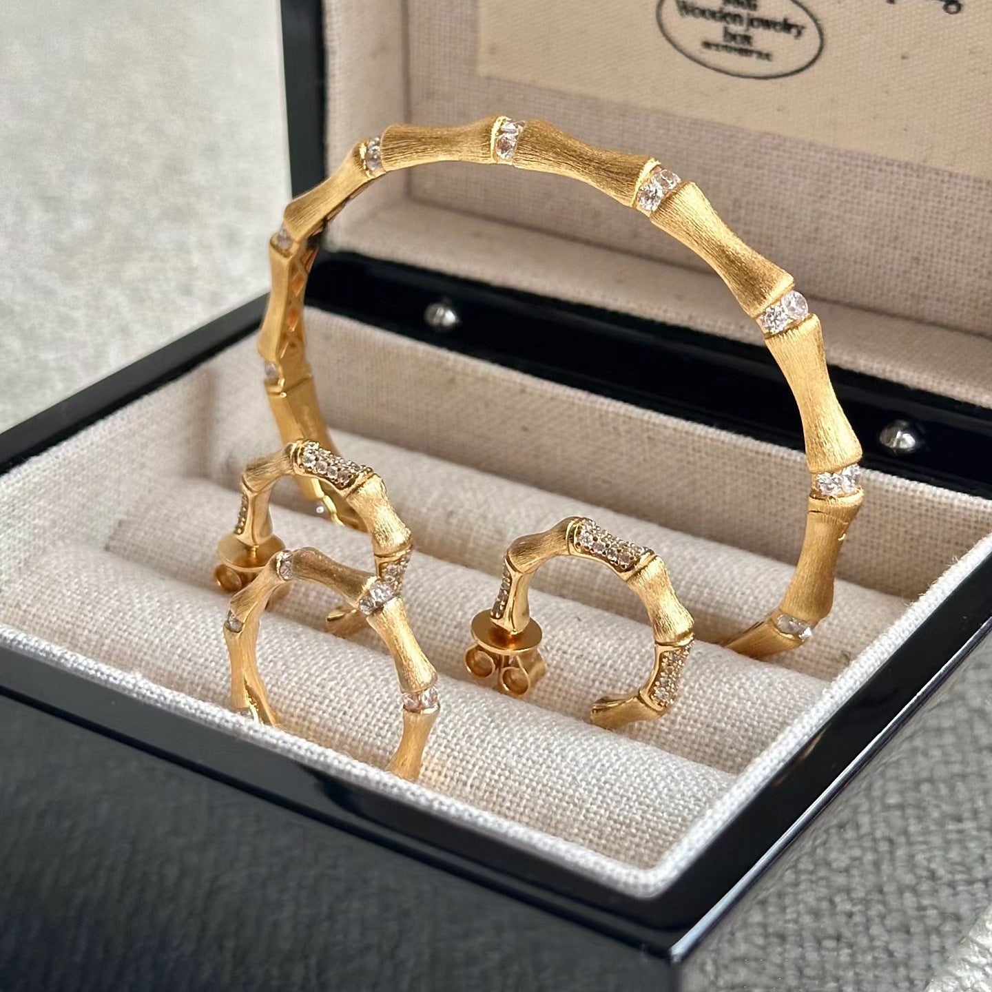 Chinese Brushed Bamboo Joint Italian Light Jewelry Set