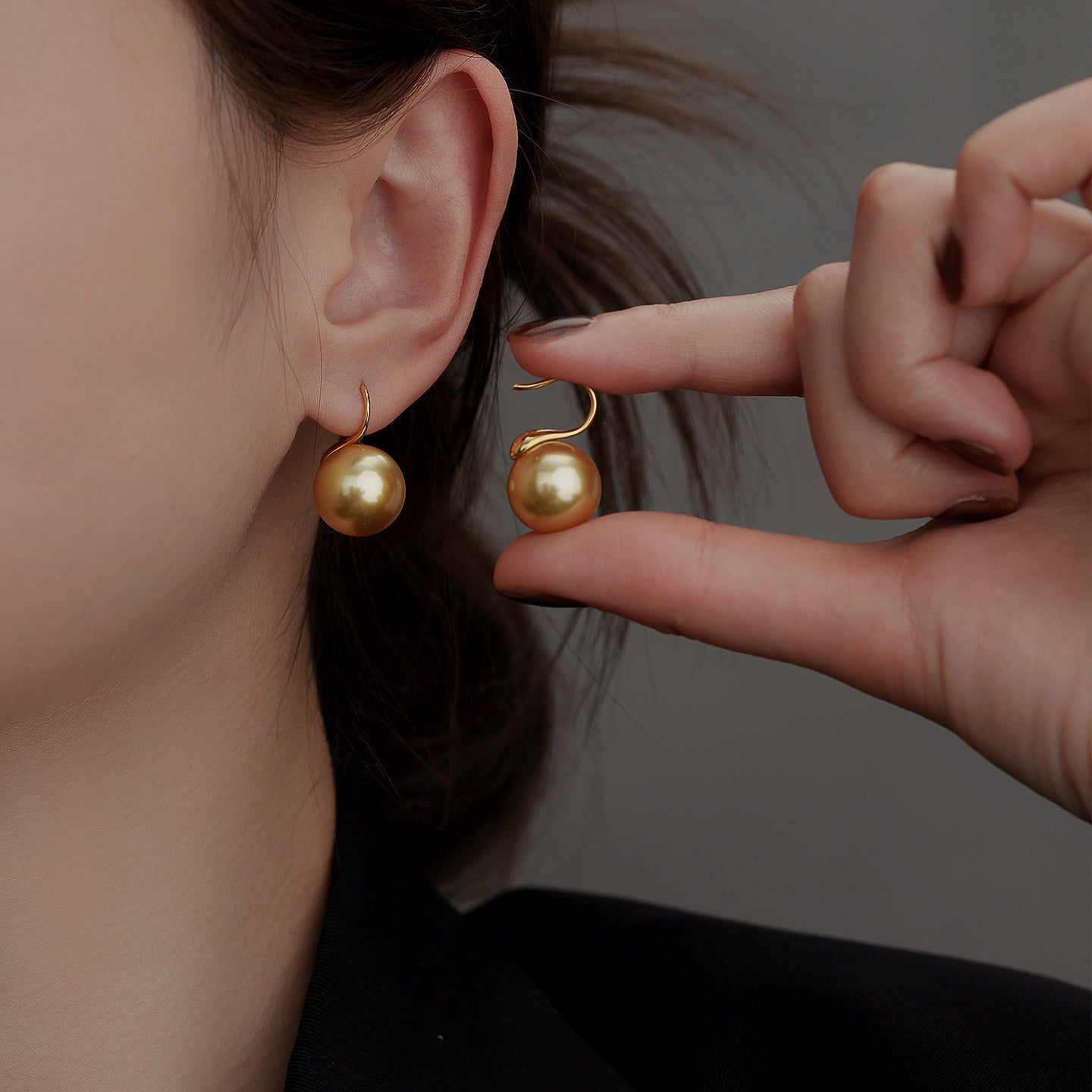 Women's Sier Gold Pearl Ear Hook Light Luxury High-grade Dignified Generous Earrings