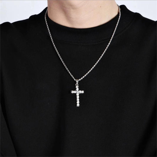 Colliers de personnalité Hip Hop en Zircon pour femmes et hommes, croix en diamant, pensée cheval