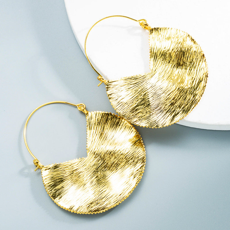 Exaggerated Alloy Retro Geometric Texture Ear Earrings