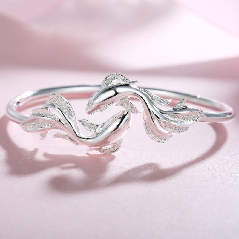 White Copper Sier Plated Opening Light Trendy Unique Pisces Koi Bracelet