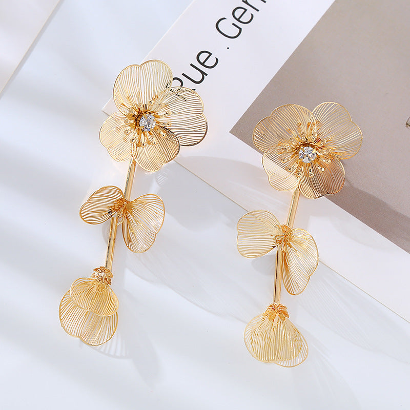 Boucles d'oreilles longues à fleurs en métal pour femmes, Patch léger de luxe