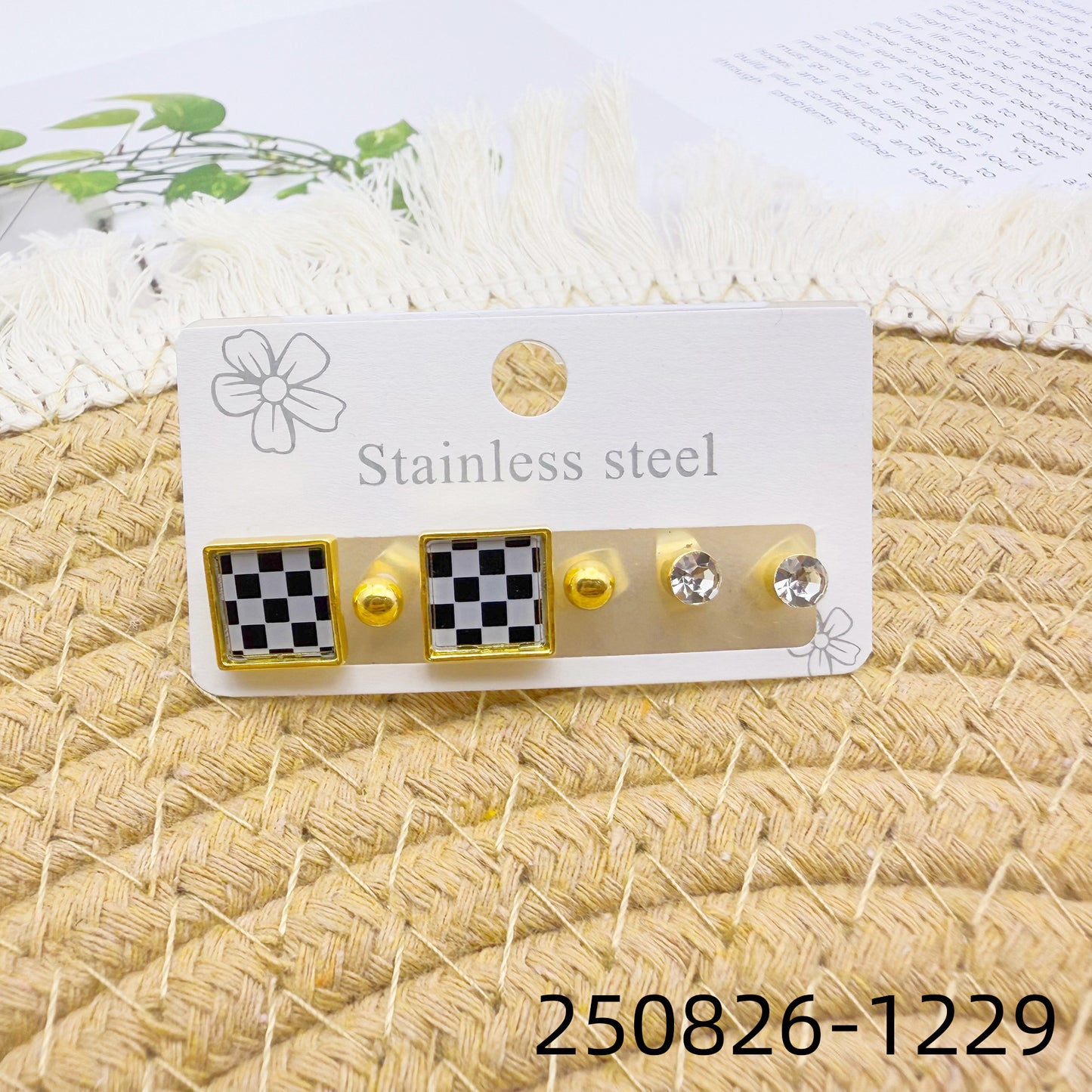 Women's Love Heart High-grade Stainless Steel Diamond Wild Trendy Golden Ear Stud Earrings