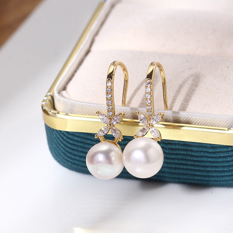 Plated Craft Freshwater Pearl Zircon Simple Earrings