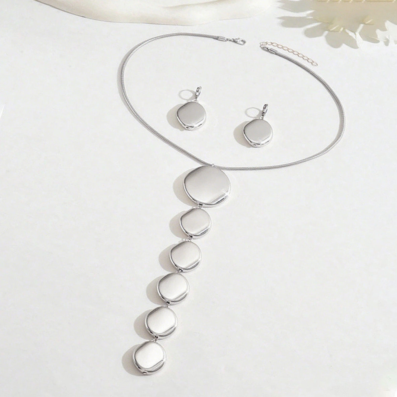 Trendy Pretty Stylish Elegant Retro Suit Jewelry Set