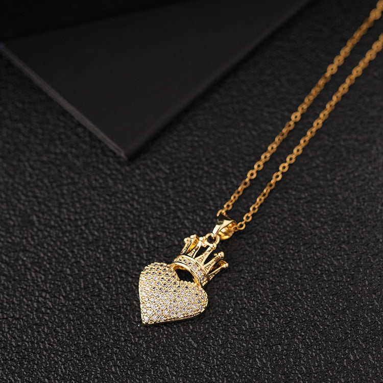 Niche Gold Plated Love Crown Clavicle Necklaces