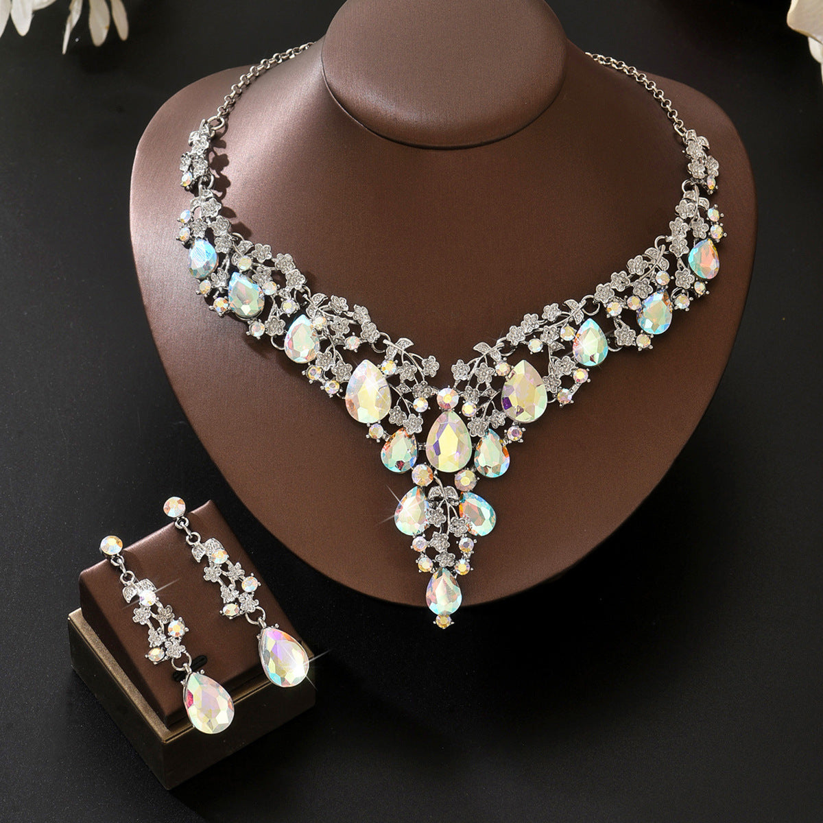 Exaggerated Bride Crystal Rhinestone Suite Ball Earrings