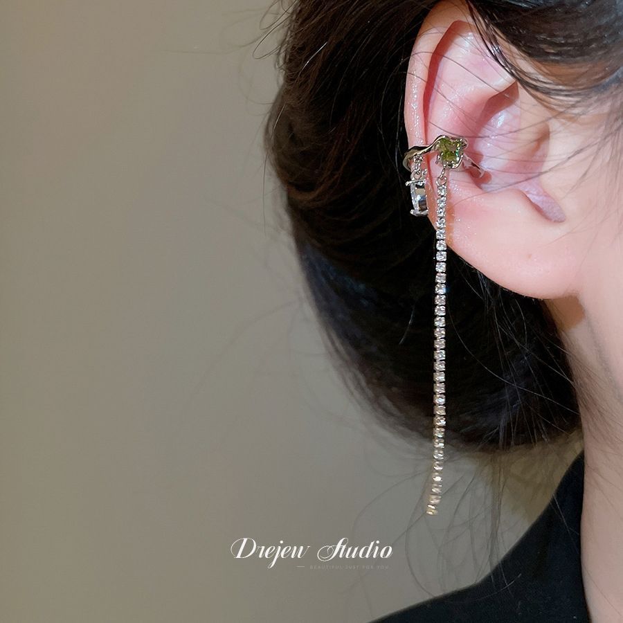 Round Tassel Bone French Vintage Court Style Light Ear Clip