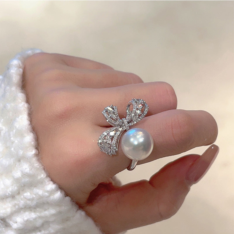 Women's Luxury Minority Diamond Bow Comparable To Open-end Ring