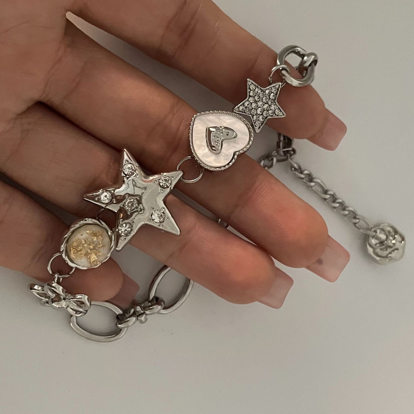 Chaîne étoile et bracelets de conception quotidienne d'amour de fée douce et fraîche