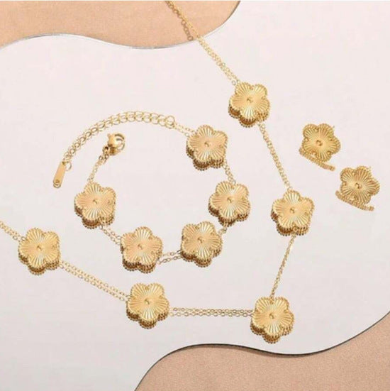 Stainless Steel Waterproof Color Retaining Lucky Parthenocissus Grass Flower Jewelry Set