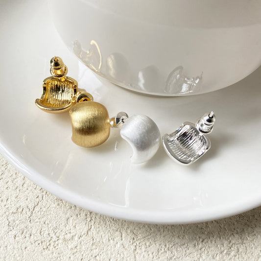 French Entry Lux Metal Brushed Sier Needle Niche Bag High-grade Earrings