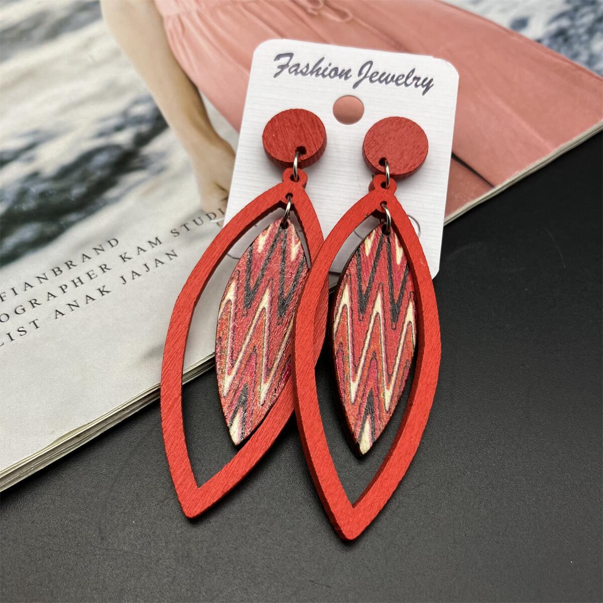 High-key Eardrop Red Wooden Leaves Vintage Earrings