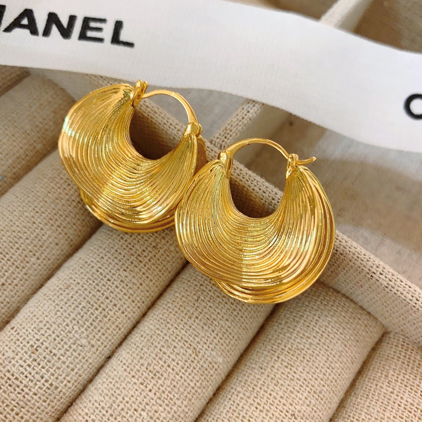 Shot Western Style Fashion Retro Exaggerated Brass Gold-plated Earrings