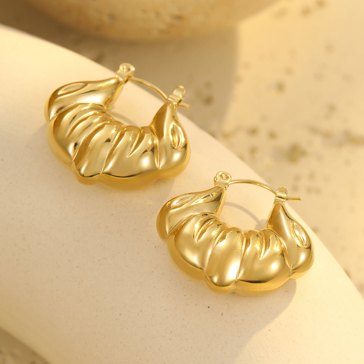 Women's Steel Sweet Cool Vintage Texture Shaped Gold-plated Earrings