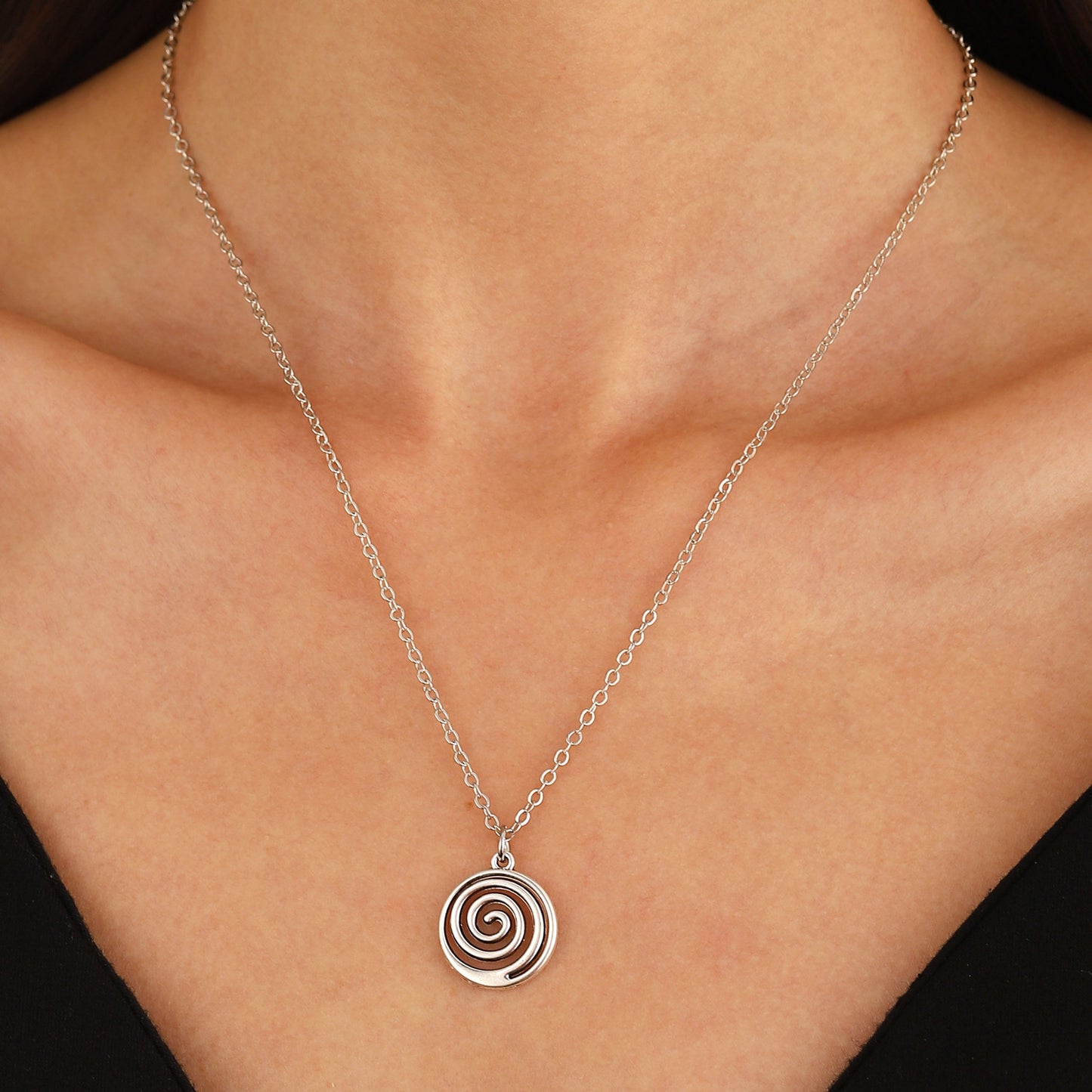 Women's & Men's Fashion Personality Retro Simple High Quality Whirlpool Eardrops Jewelry Set