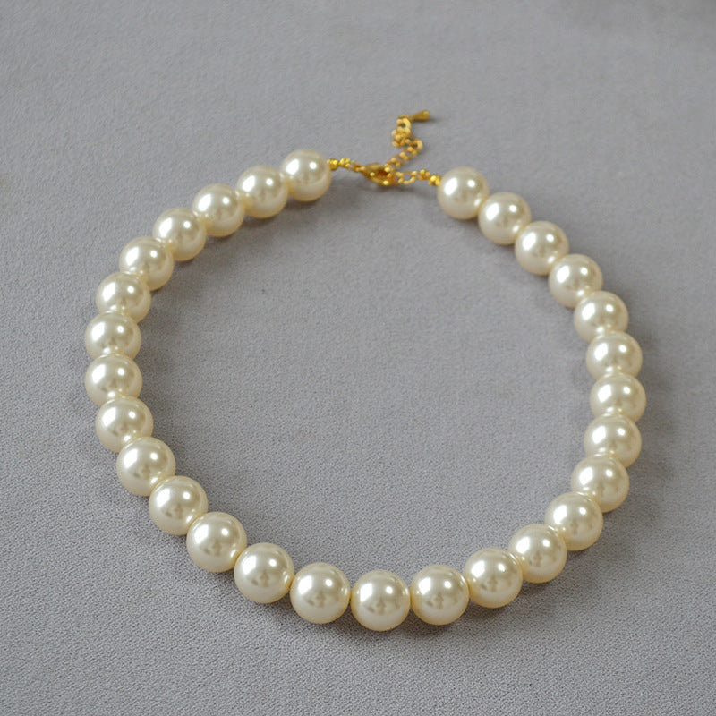 Women's White Pearl High-grade Exaggerated Temperamental Personalized Necklaces